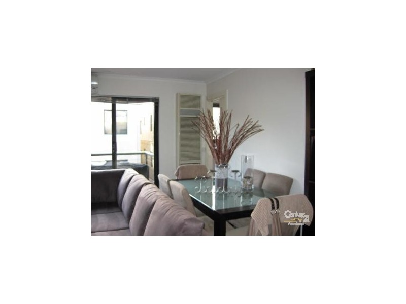 10/14-15 Marine Parade, St Kilda VIC 3182