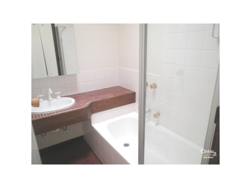 3/3-5 Newlyn Street, Caulfield VIC 3162