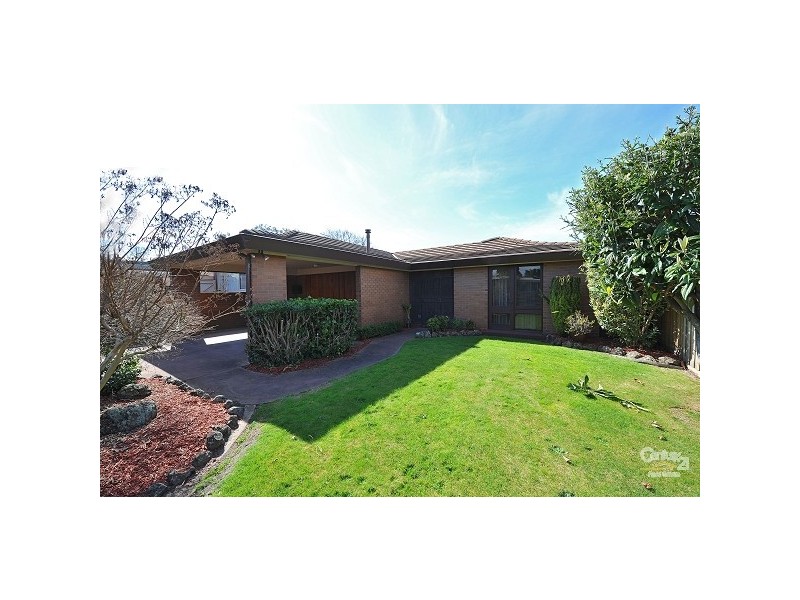 15 Kelburn Street, Caulfield North VIC 3161