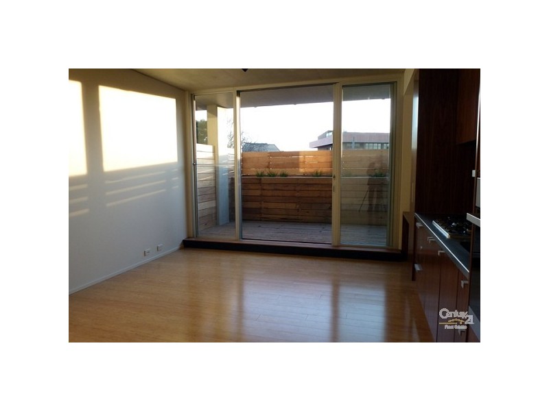 104/35 Ormond Road, Elwood VIC 3184