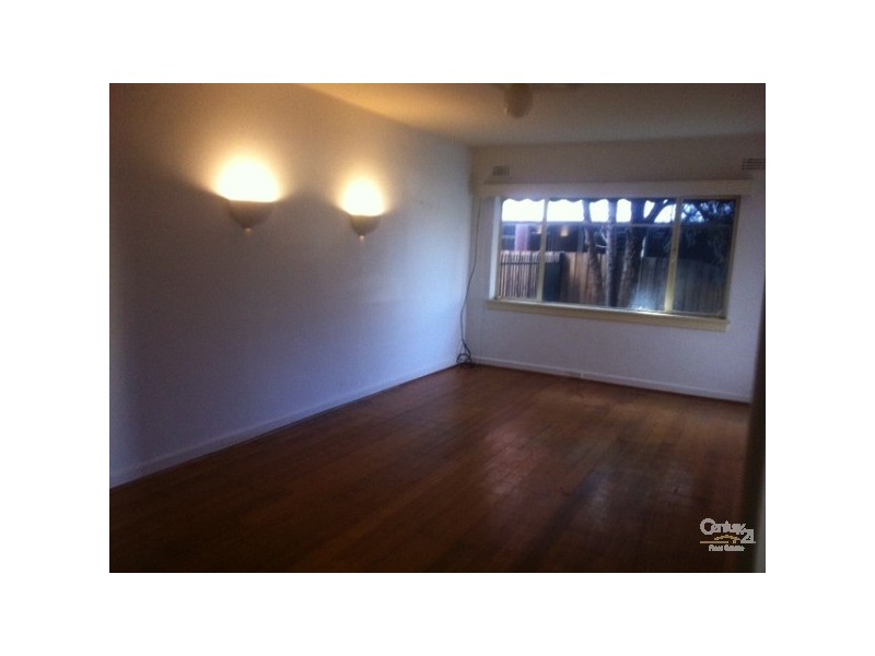 1/289 Barkly Street, St Kilda VIC 3182