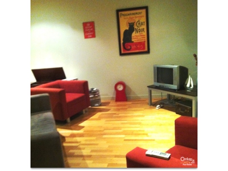 402/7 Greeves Street, St Kilda VIC 3182