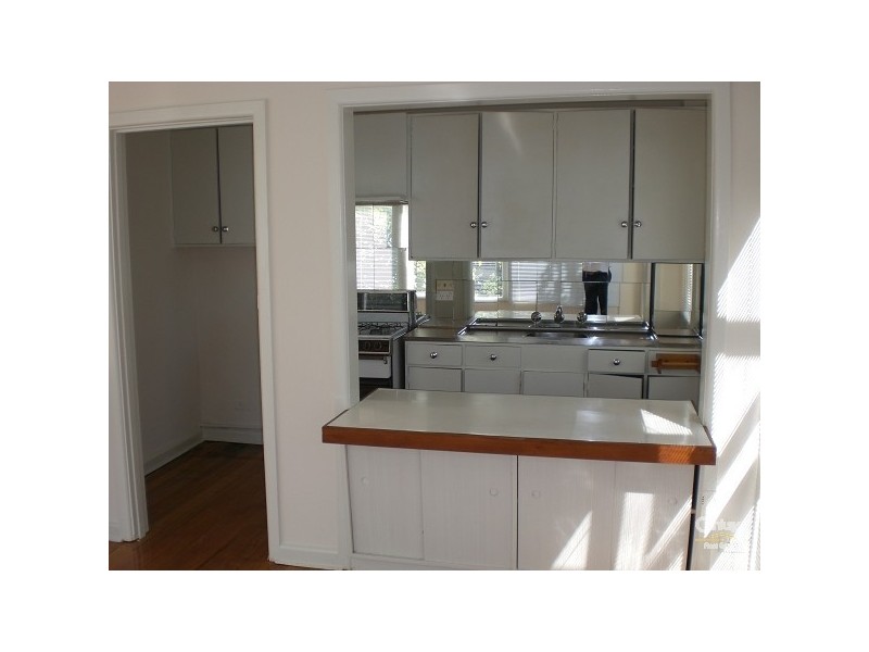 8/64 Broadway, Elwood VIC 3184