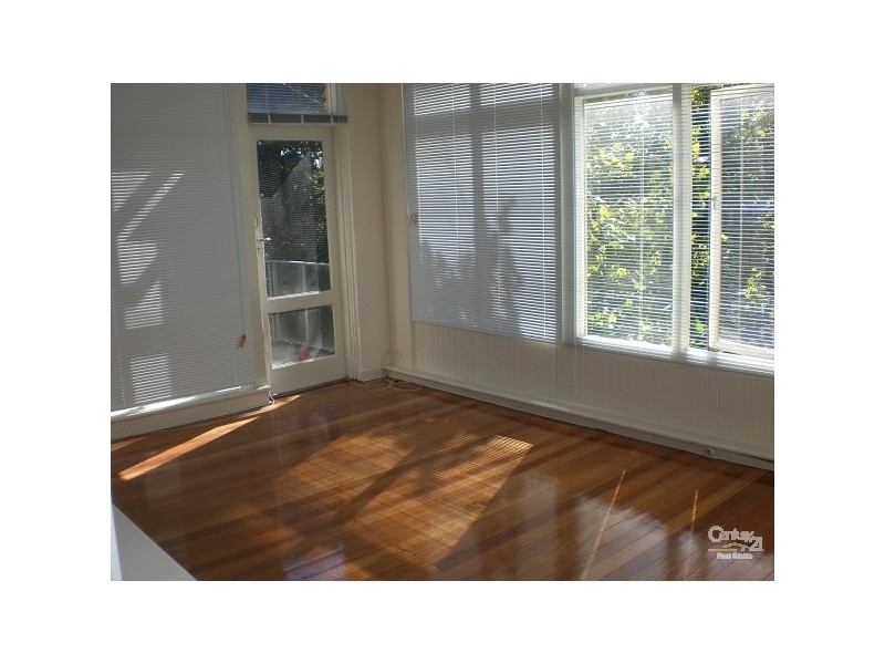 8/64 Broadway, Elwood VIC 3184