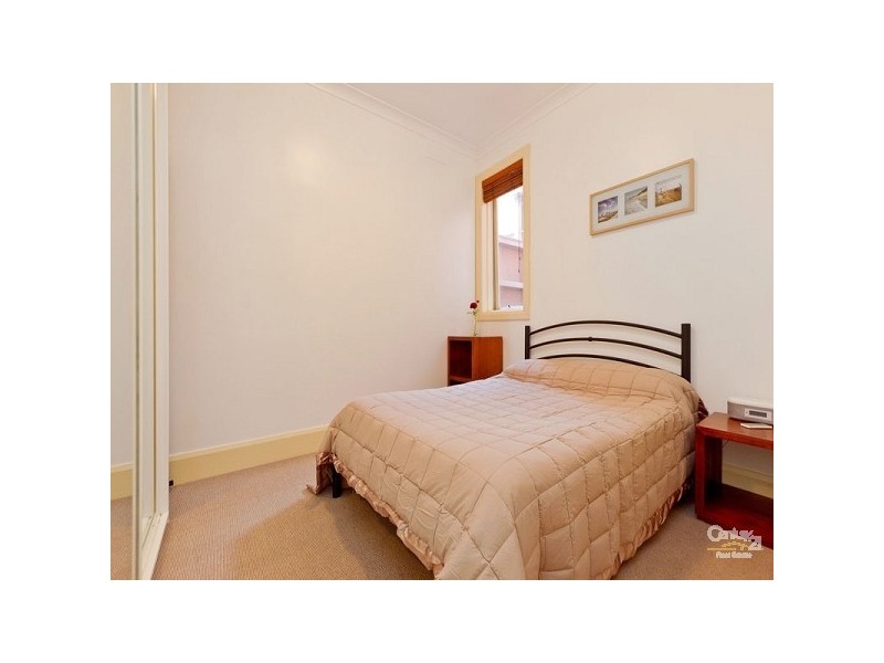 1/7 Clyde Street, St Kilda VIC 3182