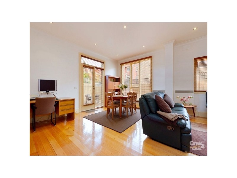 1/7 Clyde Street, St Kilda VIC 3182