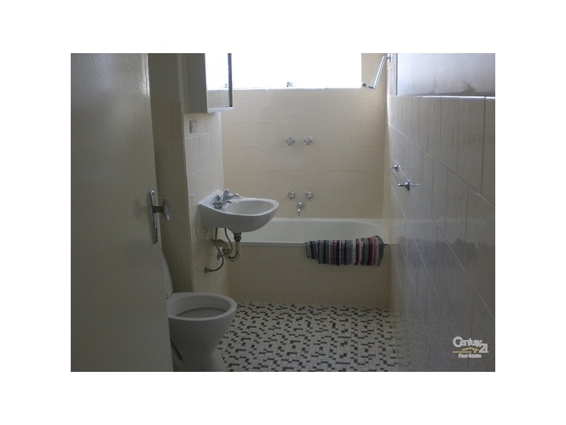 4/34 Westbury Street, Melbourne VIC 3000