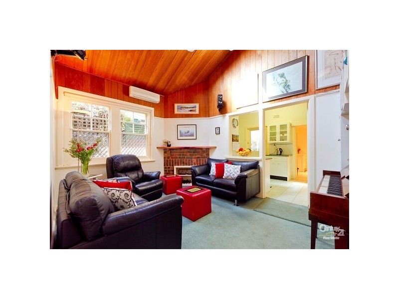 15 Marlborough Street, St Kilda East VIC 3183