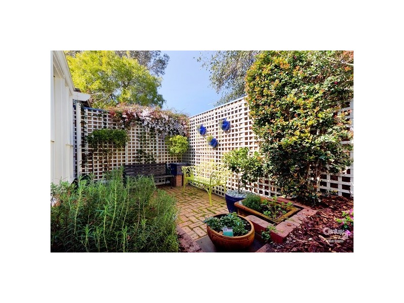 15 Marlborough Street, St Kilda East VIC 3183
