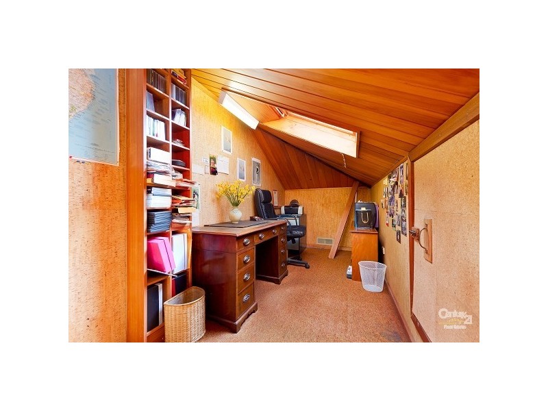 15 Marlborough Street, St Kilda East VIC 3183