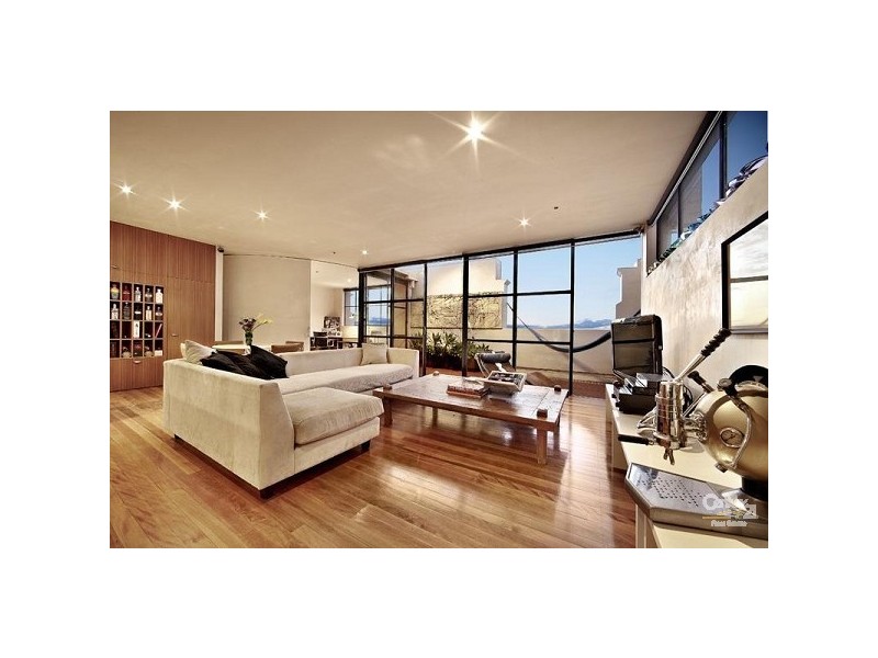 502/129 Fitzroy Street, St Kilda VIC 3182