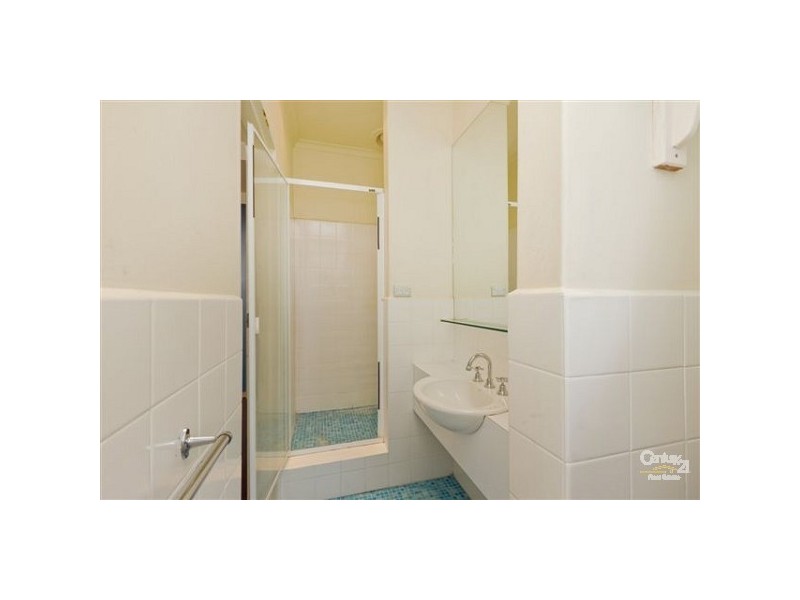 25/15 Acland Street, St Kilda VIC 3182