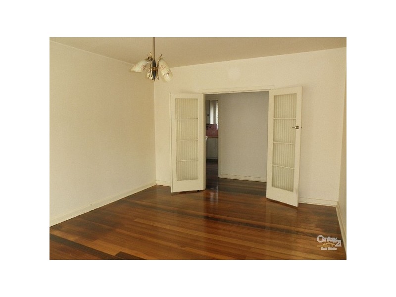 4/12 May Street, Elwood VIC 3184