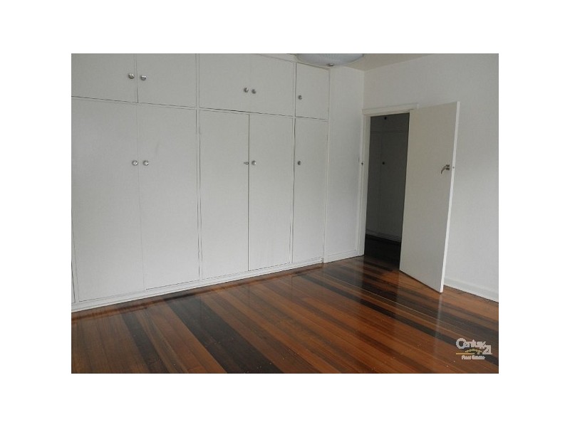 4/12 May Street, Elwood VIC 3184