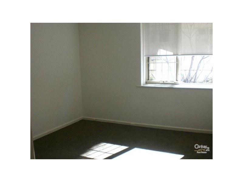 7/18 Chapel Street, St Kilda East VIC 3183