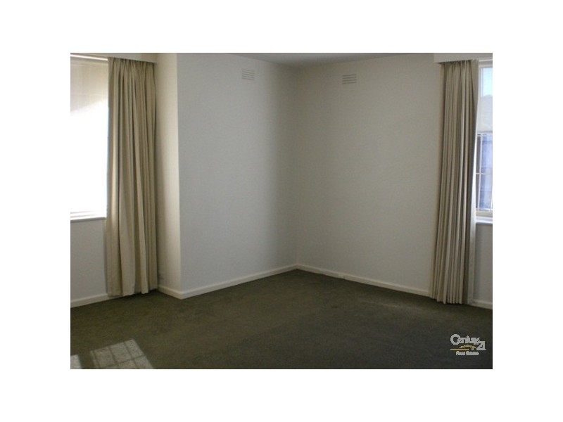 7/18 Chapel Street, St Kilda East VIC 3183