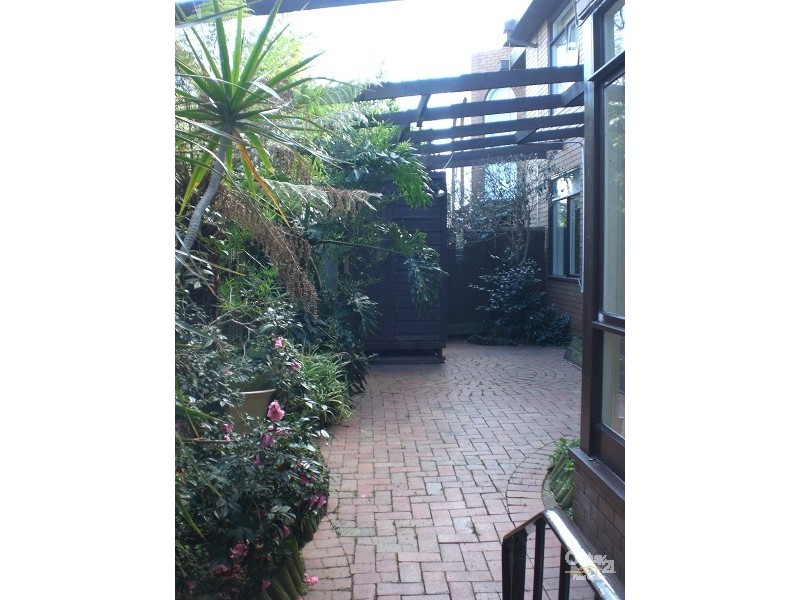 3/43 Pental Road, Caulfield North VIC 3161