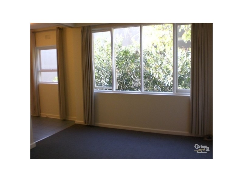 6/77 Hotham Street, St Kilda East VIC 3183