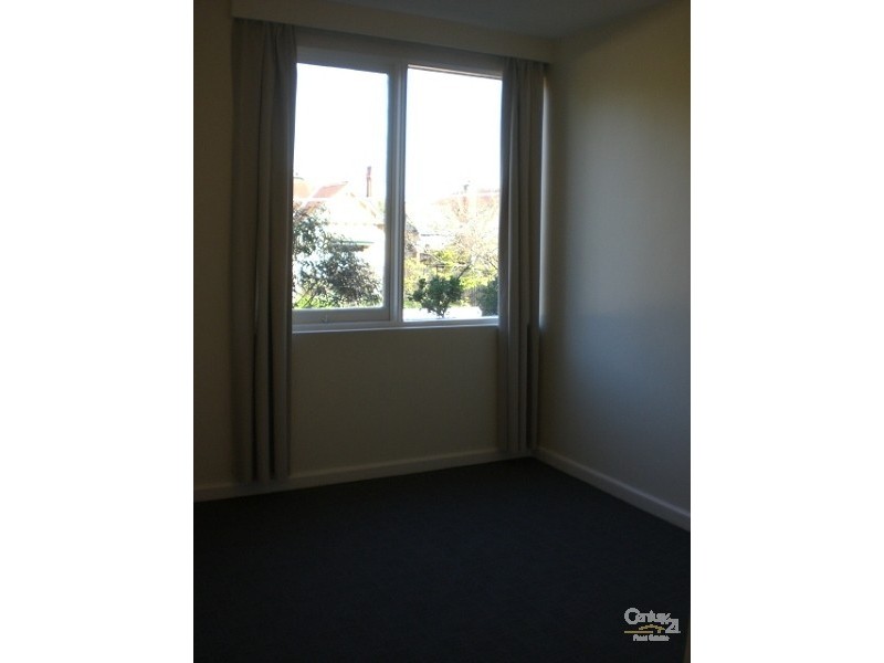 6/77 Hotham Street, St Kilda East VIC 3183