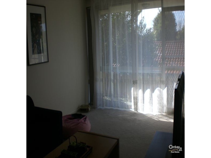 4/18 Roselea Street, Caulfield South VIC 3162