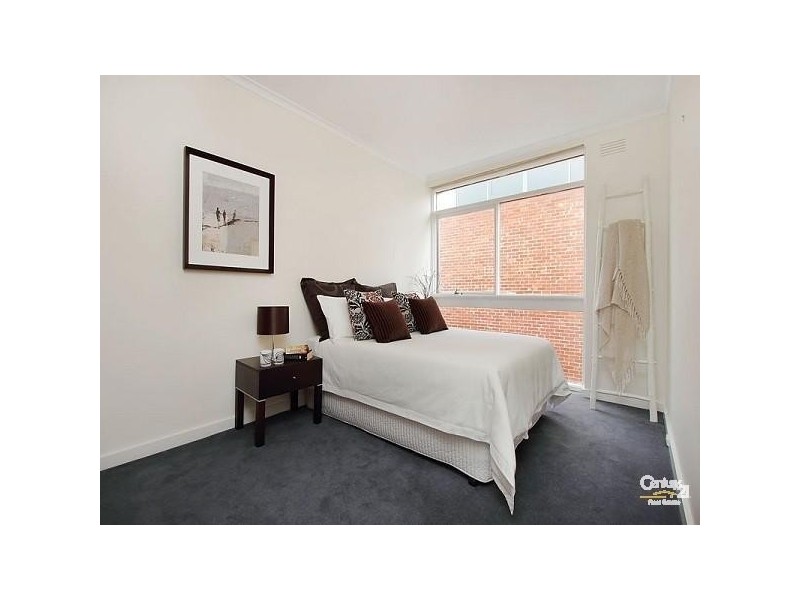 14/323 Beaconsfield Parade, St Kilda West VIC 3182