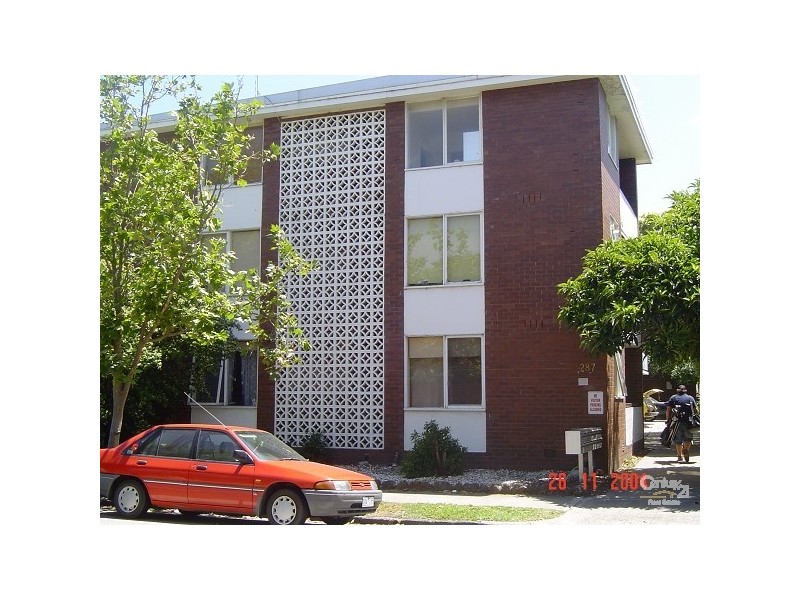 5/287 Barkly Street, St Kilda VIC 3182
