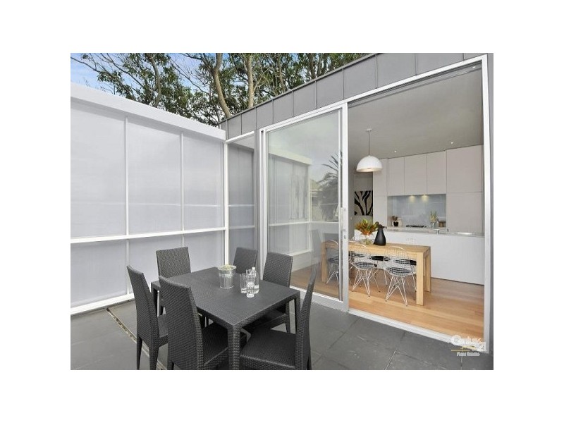 3/19 Charnwood Grove, St Kilda VIC 3182