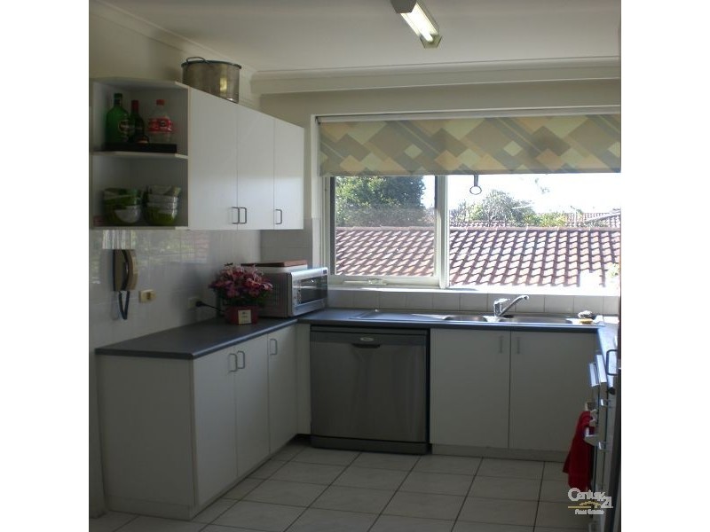 4/18 Roselea Street, Caulfield South VIC 3162