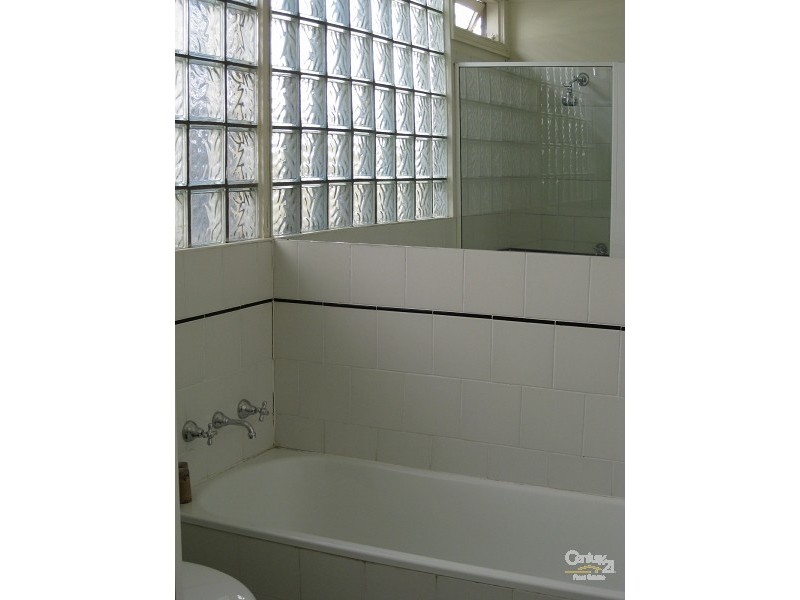 17 Queen Street, St Kilda East VIC 3183