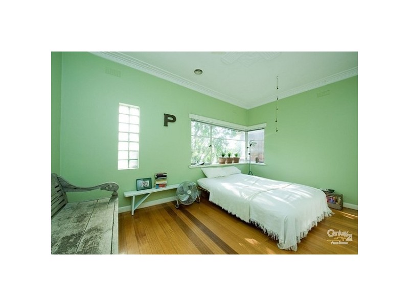 2/49 Tennyson Avenue, Elwood VIC 3184