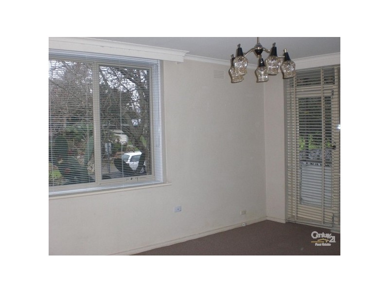 2/23 Charles Street, Elsternwick VIC 3185