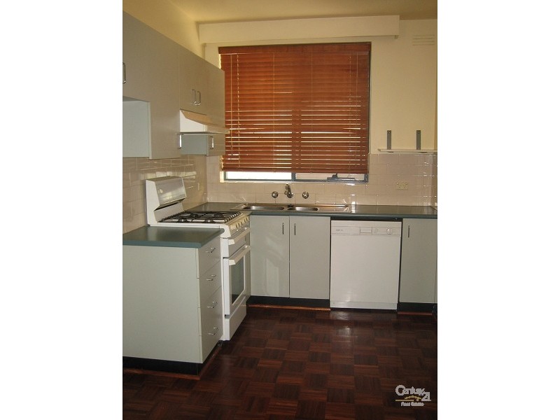 9/2A Robe street, St Kilda VIC 3182