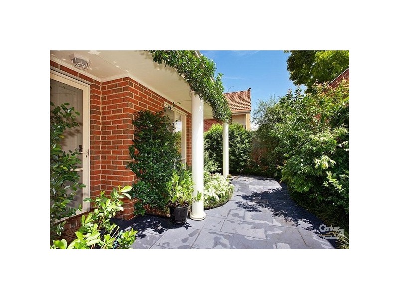 3/8 Oakleigh Road, Carnegie VIC 3163