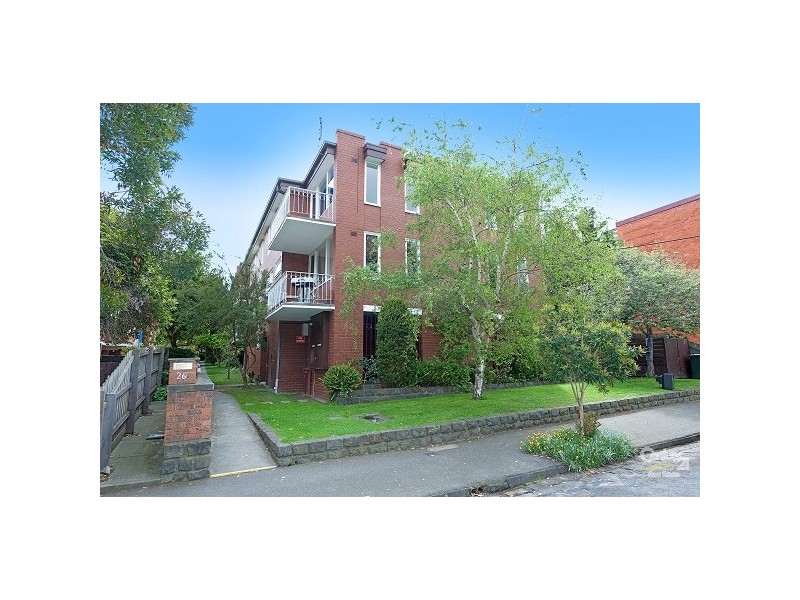 2/26 Fulton Street, St Kilda East VIC 3183