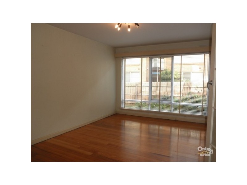 4/12 May Street, Elwood VIC 3184