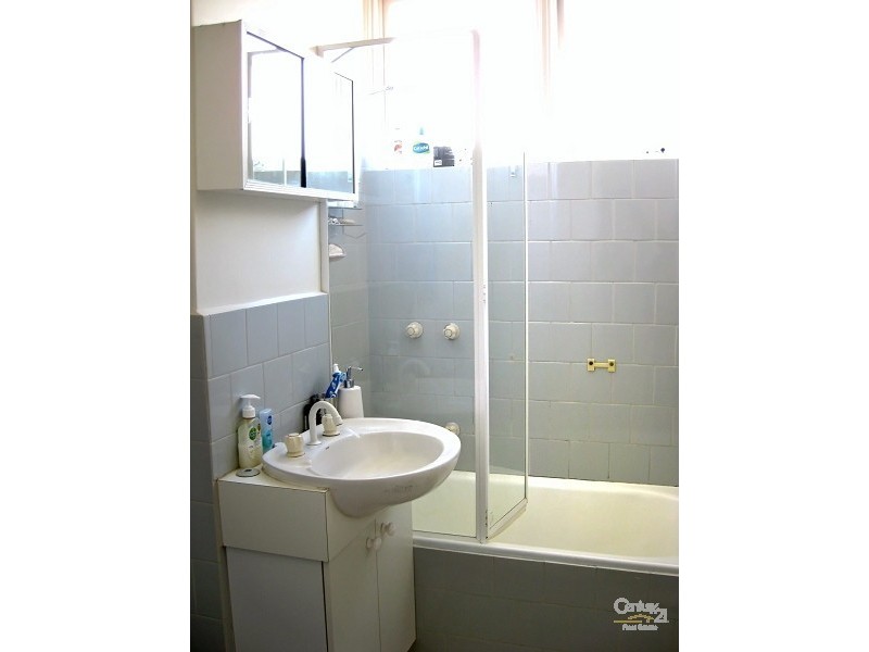 11/8 Te Arai Avenue, St Kilda East VIC 3183