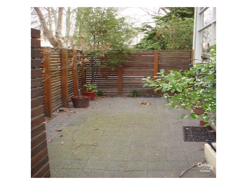 1/3 Goldsmith Street, Elwood VIC 3184