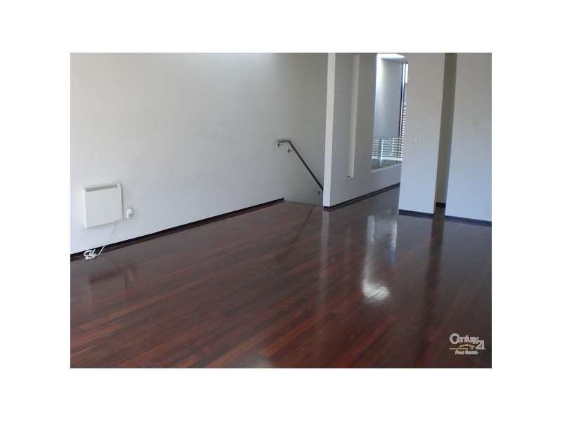 3/30 Gourlay Street, St Kilda East VIC 3183