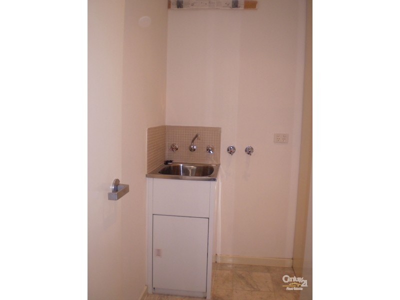 21/185 Barkly Street, St Kilda VIC 3182