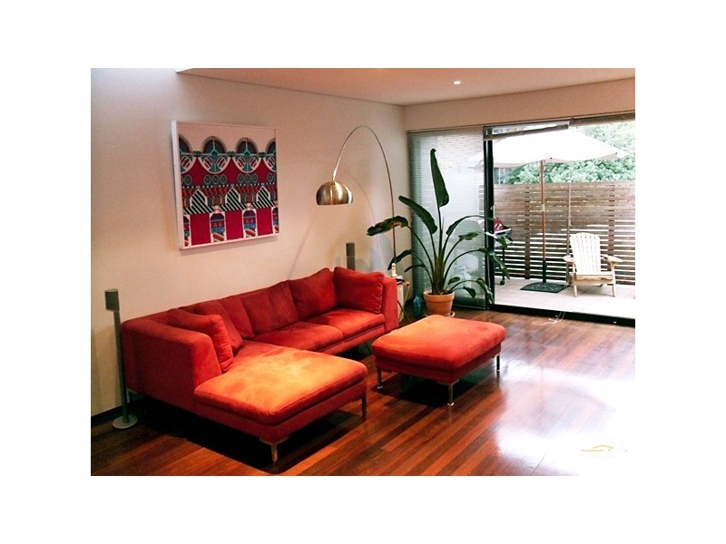 4/30 Gourlay Street, St Kilda East VIC 3183