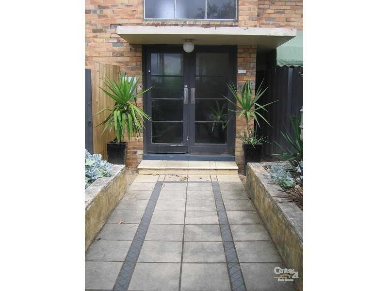 13/15 Hotham Street, St Kilda East VIC 3183