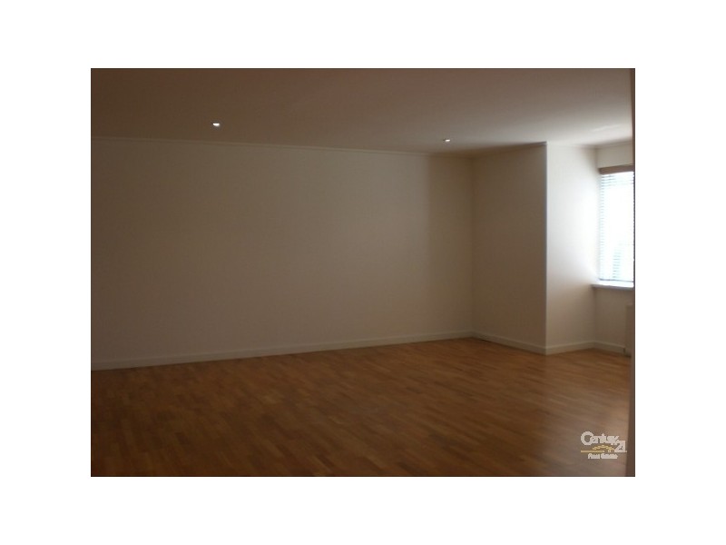 9/4 Pilley Street, St Kilda East VIC 3183