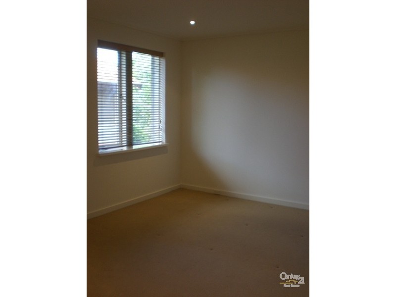 9/4 Pilley Street, St Kilda East VIC 3183