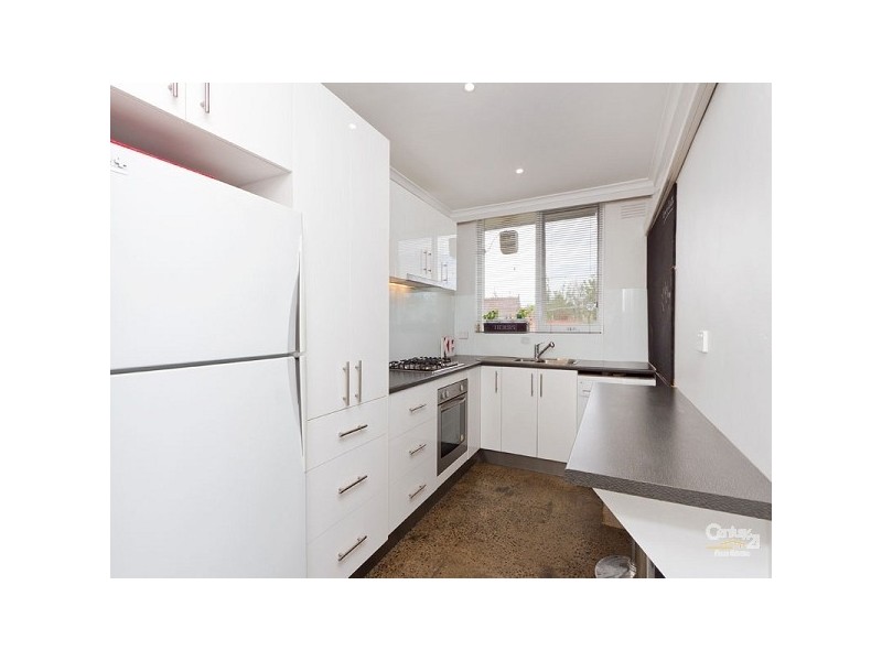 17/11-15 Chapel Street, St Kilda VIC 3182