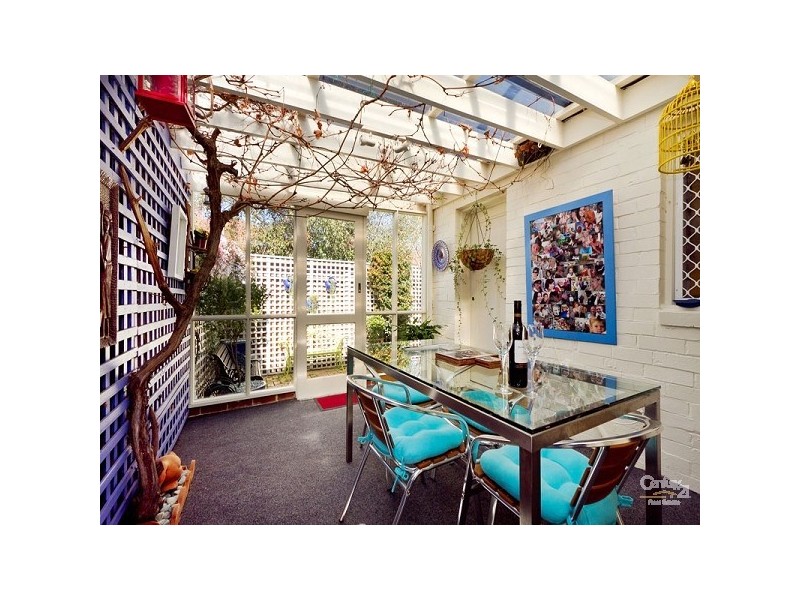 15 Marlborough Street, St Kilda East VIC 3183