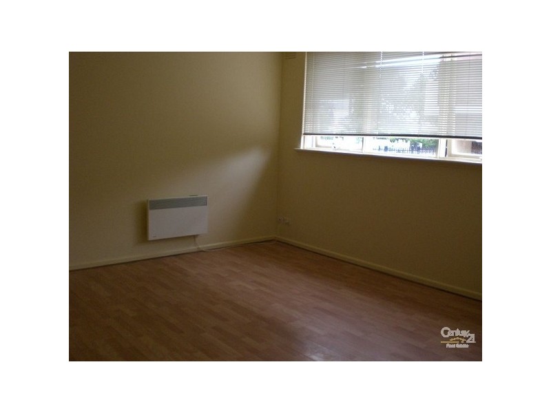 2/58 Byron Street, Elwood VIC 3184