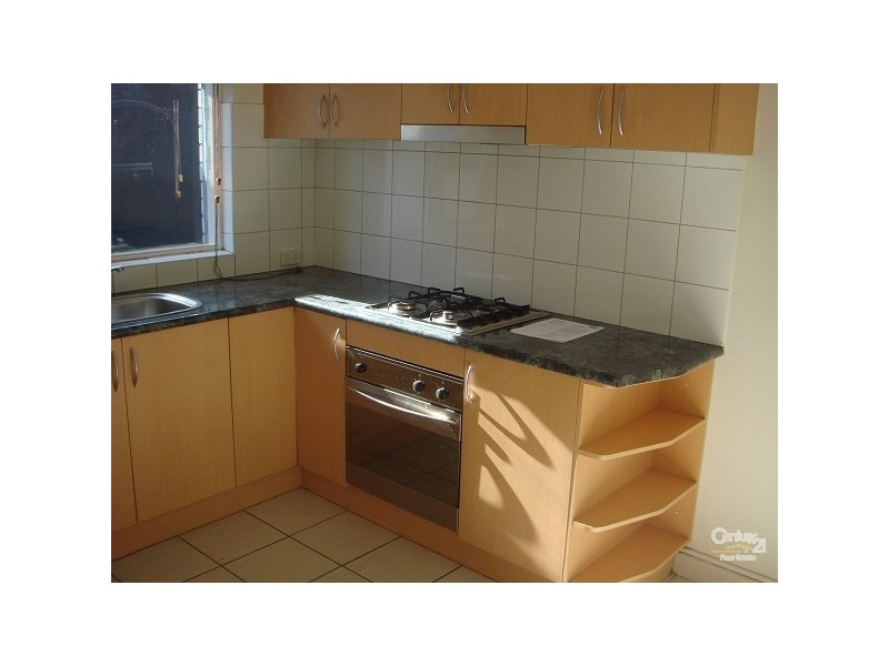 4/5 Joyce Street, Elwood VIC 3184