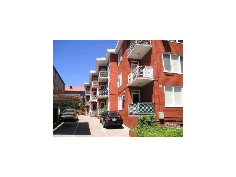 8/14 Westbury Street, St Kilda East VIC 3183