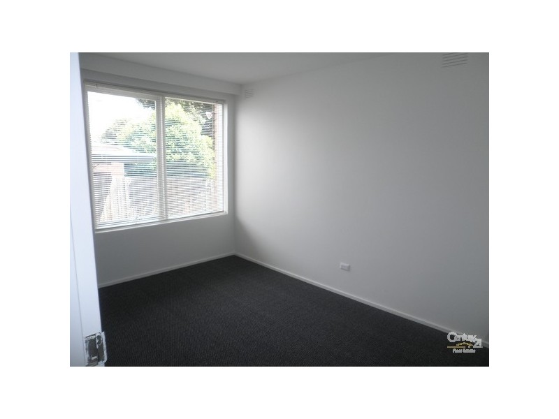 1/11 Crotonhurst Avenue, Caulfield North VIC 3161