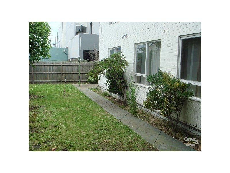 1/7 Huntly Street, Glen Huntly VIC 3163